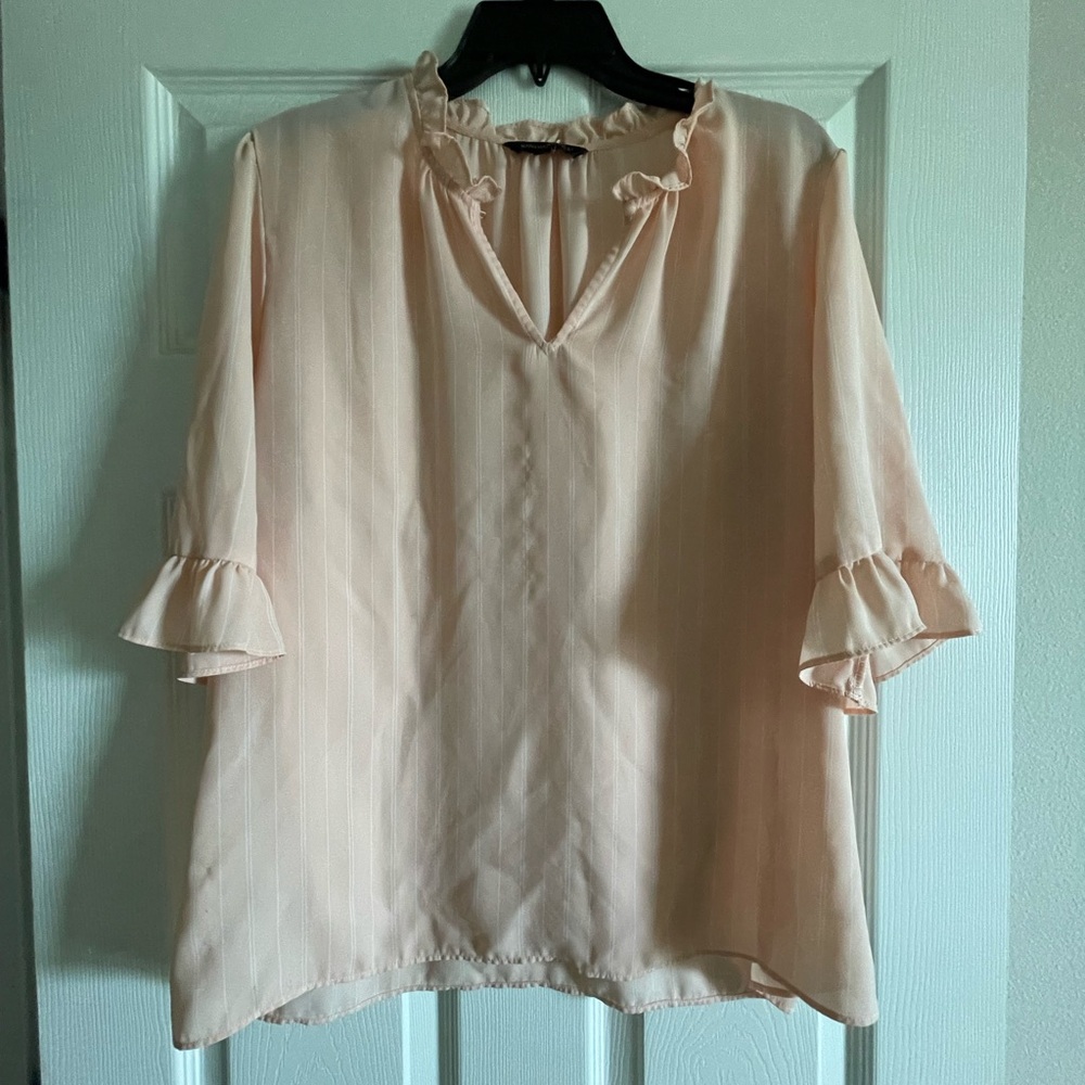Banana Republic Soft Pink Ruffled Blouse